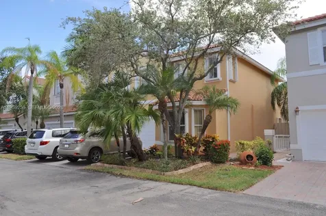 1115 River Birch Street Hollywood FL 33019