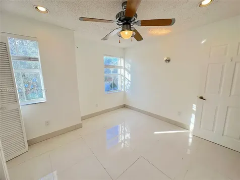 1115 River Birch Street Hollywood FL 33019