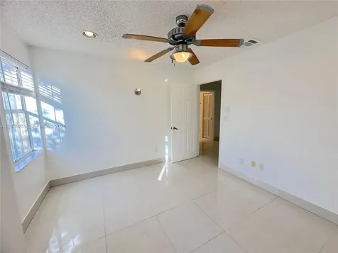 1115 River Birch Street Hollywood FL 33019