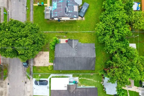 435 NW 15th Street Florida City FL 33034