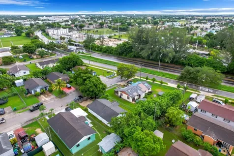 435 NW 15th Street Florida City FL 33034