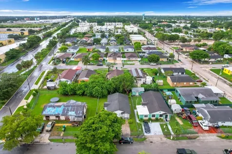 435 NW 15th Street Florida City FL 33034