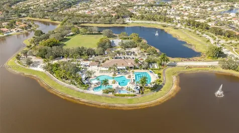 766 Sunflower Circle Weston FL 33327