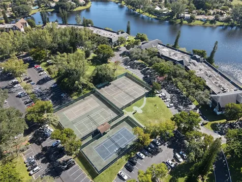 3740 Inverrary Drive Lauderhill FL 33319