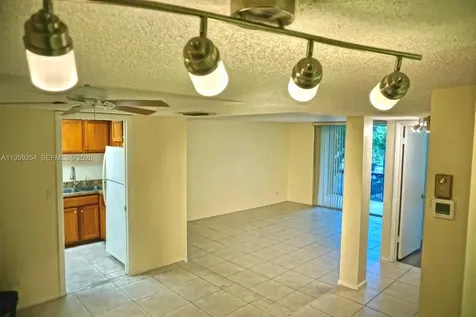 3740 Inverrary Drive Lauderhill FL 33319