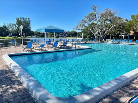 3740 Inverrary Drive Lauderhill FL 33319
