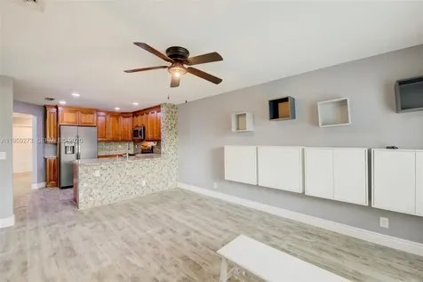 2050 NW 37th Avenue Coconut Creek FL 33066