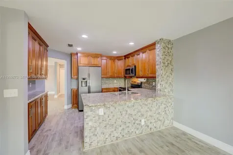 2050 NW 37th Avenue Coconut Creek FL 33066
