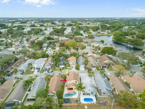 2050 NW 37th Avenue Coconut Creek FL 33066