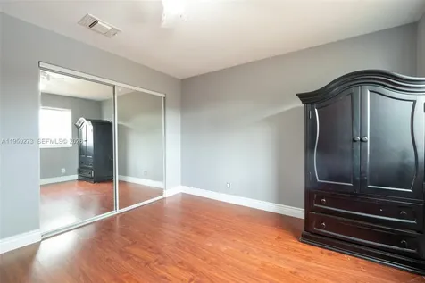 2050 NW 37th Avenue Coconut Creek FL 33066