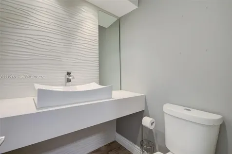2050 NW 37th Avenue Coconut Creek FL 33066