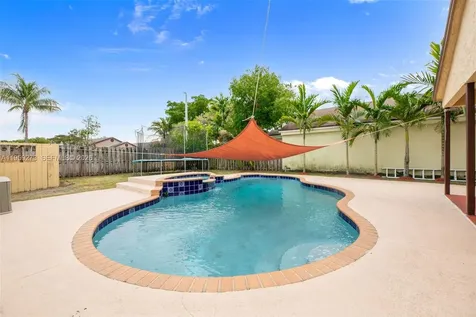 2050 NW 37th Avenue Coconut Creek FL 33066