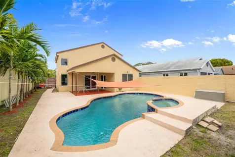 2050 NW 37th Avenue Coconut Creek FL 33066