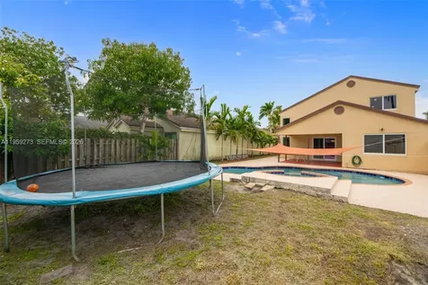 2050 NW 37th Avenue Coconut Creek FL 33066