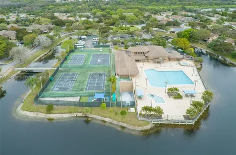 2050 NW 37th Avenue Coconut Creek FL 33066