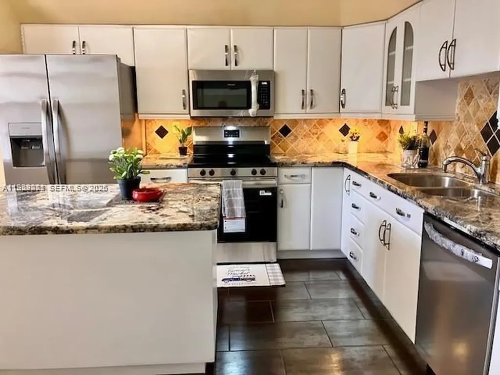3910 Inverrary Boulevard Lauderhill FL 33319