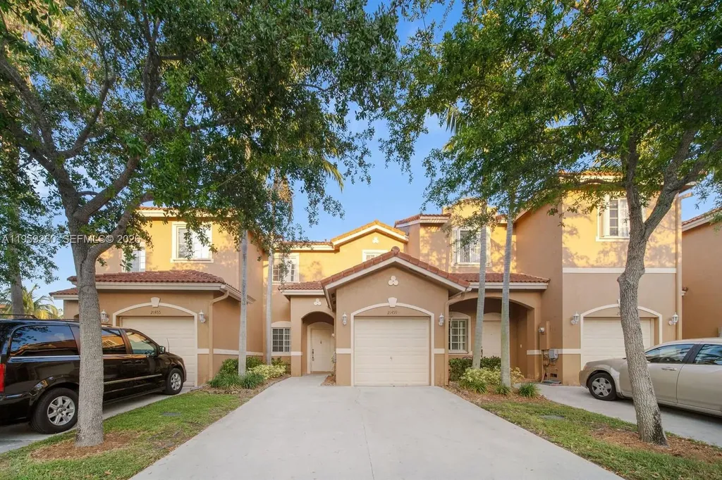 21459 SW 86th Place Cutler Bay FL 33189
