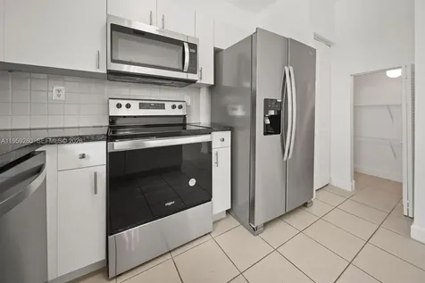 21459 SW 86th Place Cutler Bay FL 33189