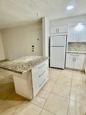 19055 NW 62nd Avenue Hialeah FL 33015