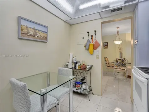 3113 S Ocean Drive Hallandale Beach FL 33009