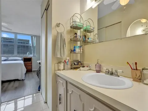 3113 S Ocean Drive Hallandale Beach FL 33009
