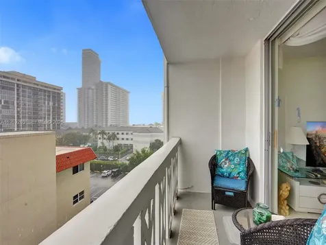 3113 S Ocean Drive Hallandale Beach FL 33009