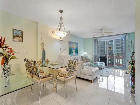 3113 S Ocean Drive Hallandale Beach FL 33009