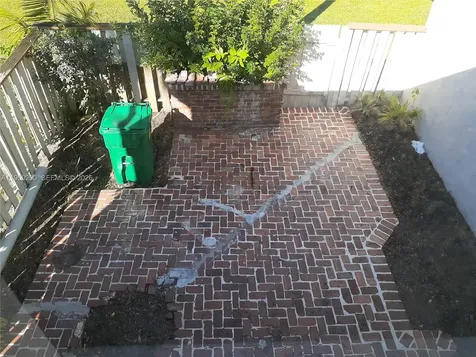 5842 NW 21st Street Lauderhill FL 33313