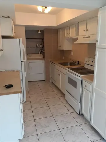 5842 NW 21st Street Lauderhill FL 33313