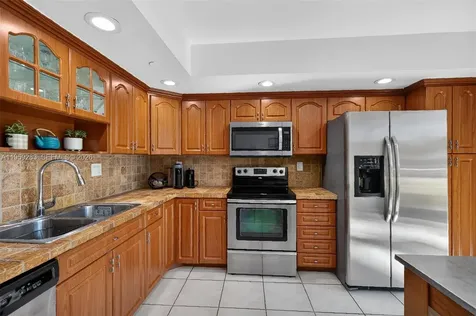 8540 SW 133rd Avenue Road Miami FL 33183