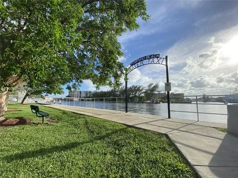 3210 Canal Drive Pompano Beach FL 33062