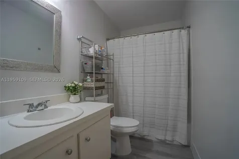 1527 NW 80th Avenue Margate FL 33063