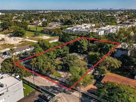 13265 Alexandria Drive Opa-Locka FL 33054