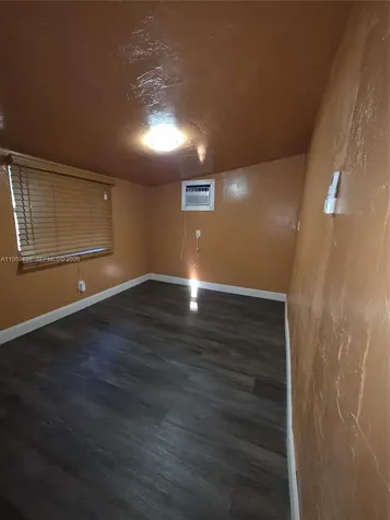 2401 NW 56th Street Miami FL 33142