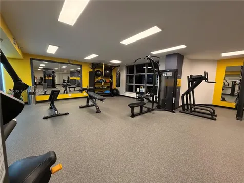 3500 Mystic Pointe Drive Aventura FL 33180