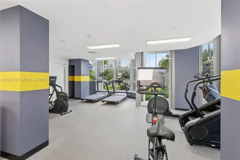 3500 Mystic Pointe Drive Aventura FL 33180