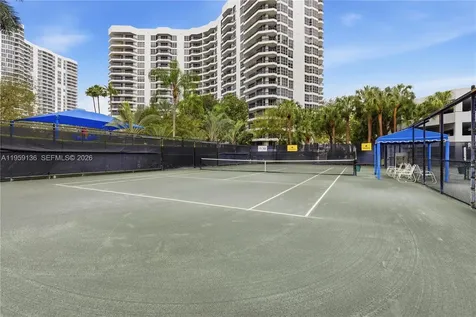 3500 Mystic Pointe Drive Aventura FL 33180