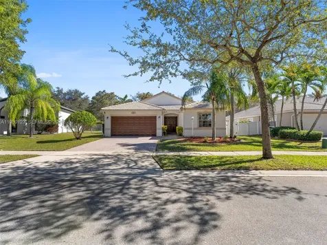 1861 NW 142nd Terrace Pembroke Pines FL 33028
