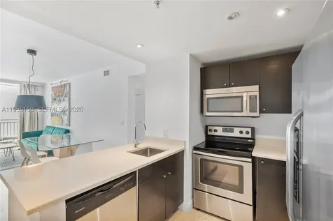 185 SE 14th Terrace Miami FL 33131