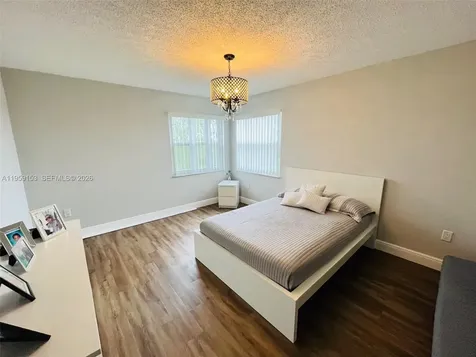 3940 Inverrary Boulevard Lauderhill FL 33319