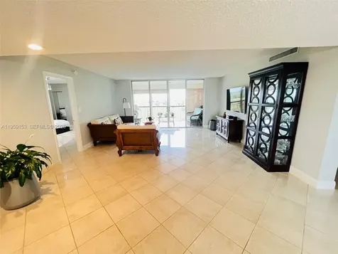 3940 Inverrary Boulevard Lauderhill FL 33319