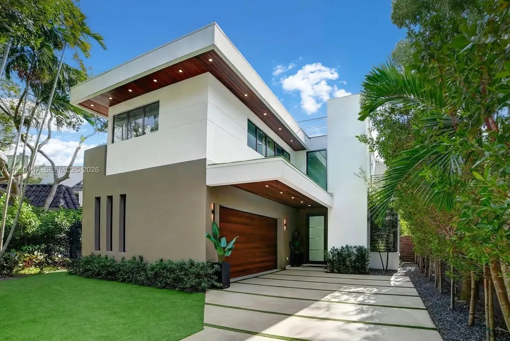 1780 Chucunantah Road Miami FL 33133