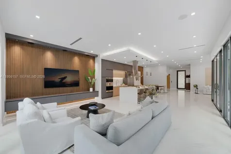 1780 Chucunantah Road Miami FL 33133