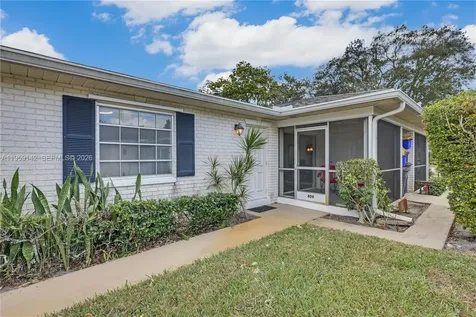 10115 44th Way S Boynton Beach FL 33436