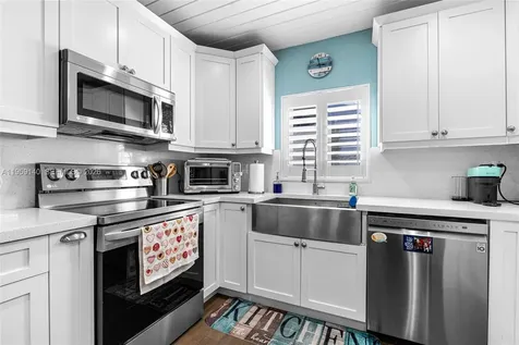 9390 SW 190th Street Cutler Bay FL 33157