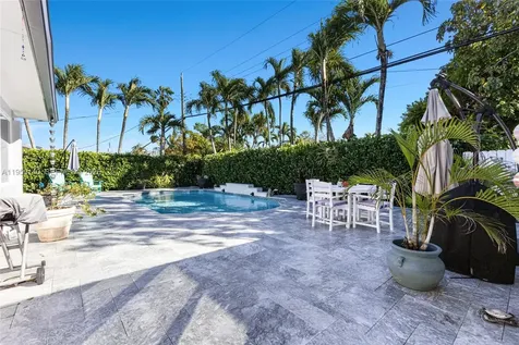 9390 SW 190th Street Cutler Bay FL 33157