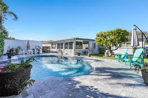 9390 SW 190th Street Cutler Bay FL 33157