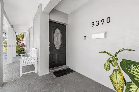 9390 SW 190th Street Cutler Bay FL 33157