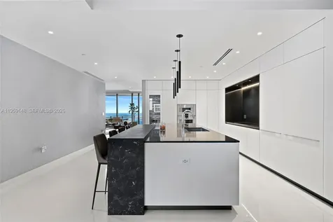 300 Biscayne Boulevard Way Miami FL 33131
