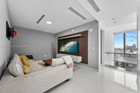 300 Biscayne Boulevard Way Miami FL 33131